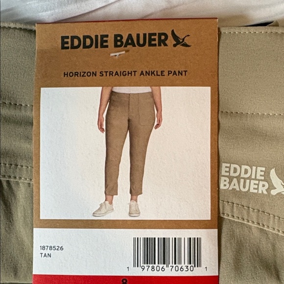 Eddie Bauer Ankle Cargo Pants in Light Khaki - Picture 2 of 4